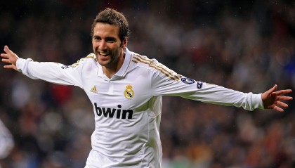 爱游戏电竞官方网站-才情横溢，年轻球员赛场上大放异彩，年轻球员排名