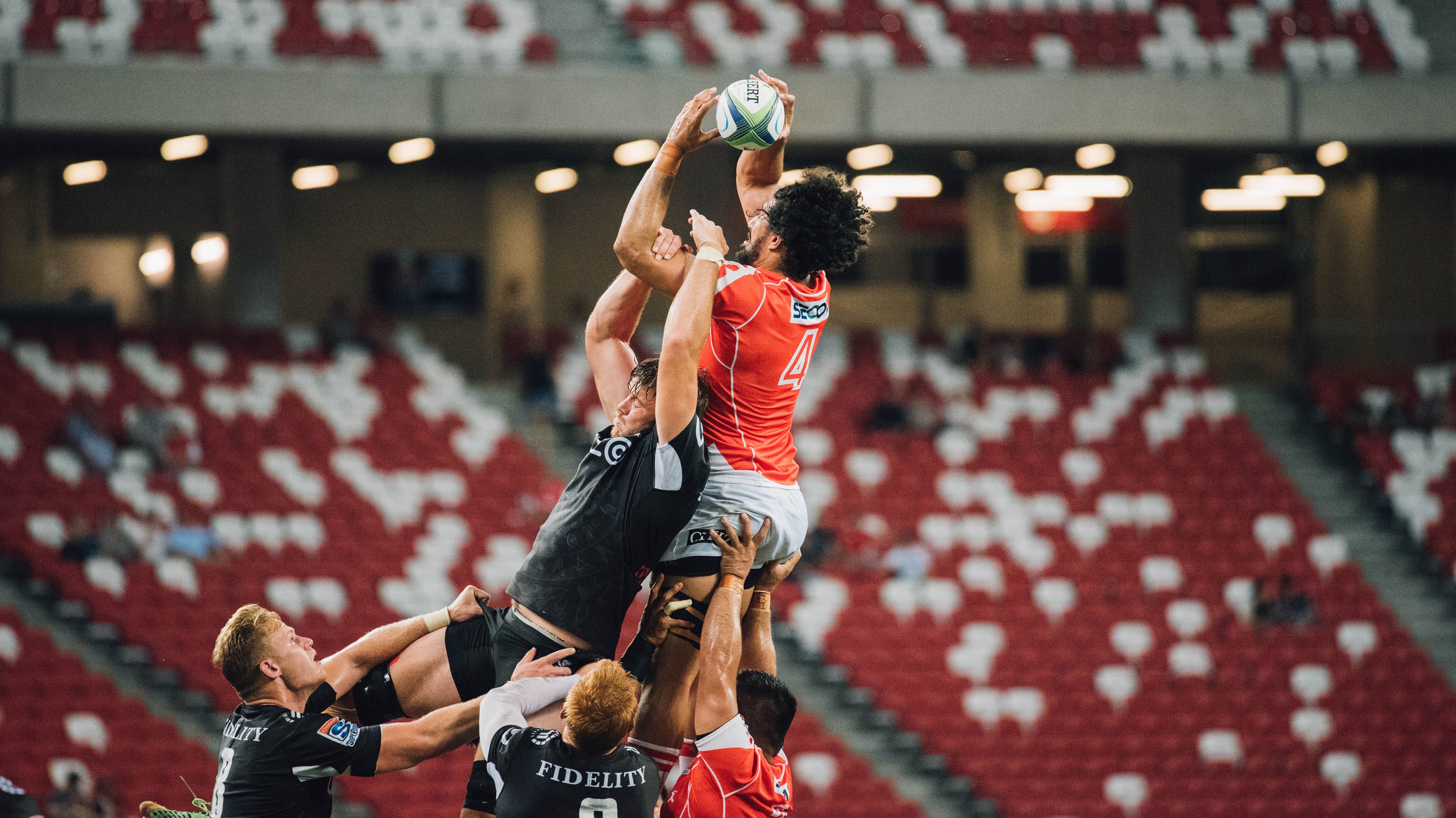 “英超火热进行，争夺关键胜局”，英超那些事