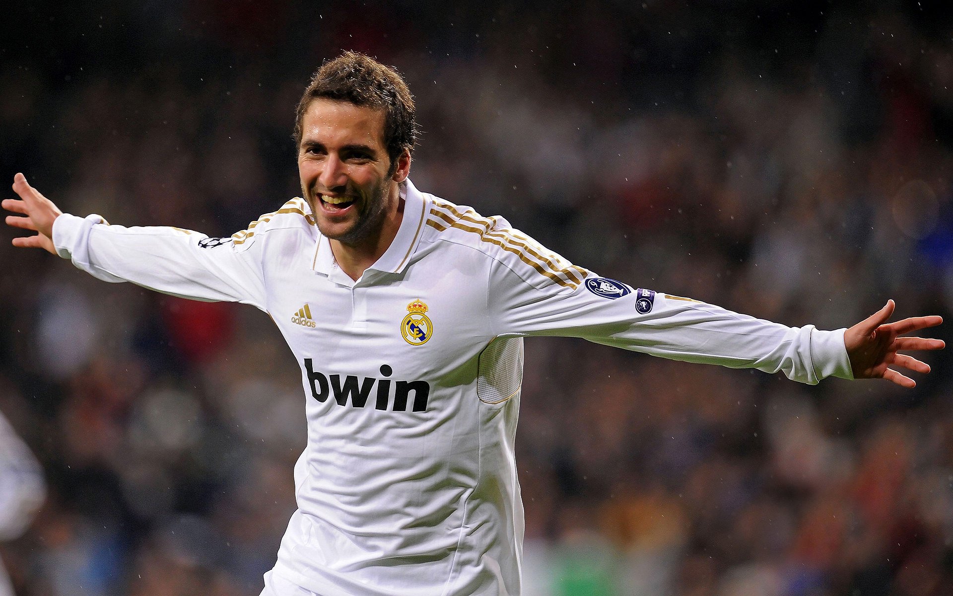 梅西助攻帽子戏法,巴萨主场轻松获胜,梅西帽子戏法巴萨33皇马央视